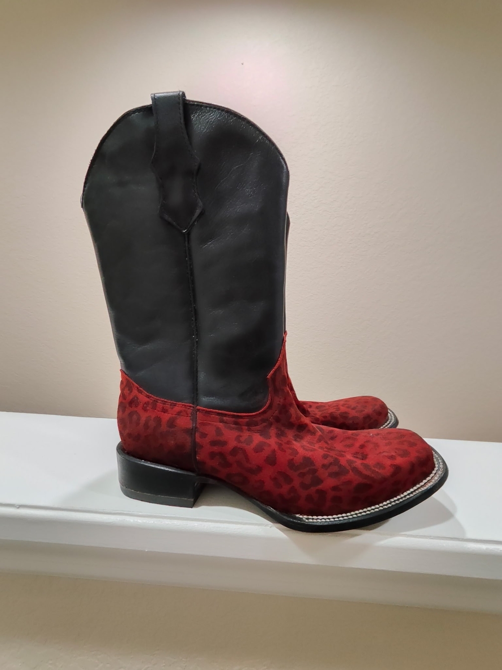 Circle G Black Shaft Red Leopard Suede Western Boots